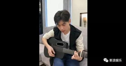 弹吉他的吃瓜视频,一窥弹吉他的魅力瞬间